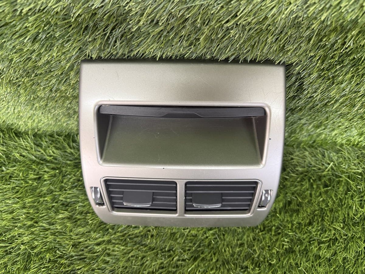 Дефлектор обдува салона — фото 3