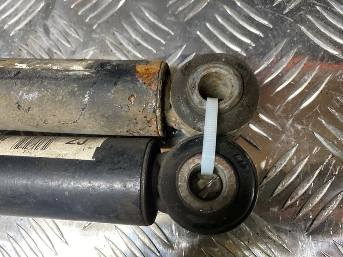 Амортизатор подвески — фото 2