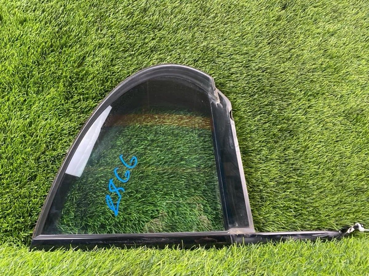 Форточка двери