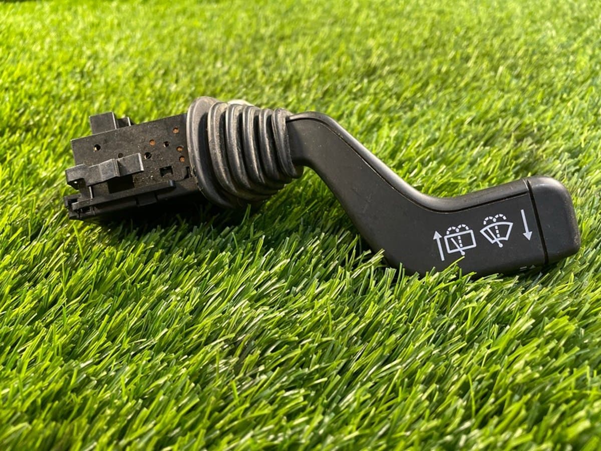Подрулевой переключатель дворников