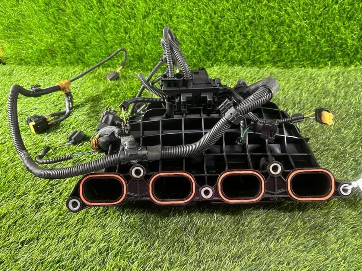 Коллектор впускной