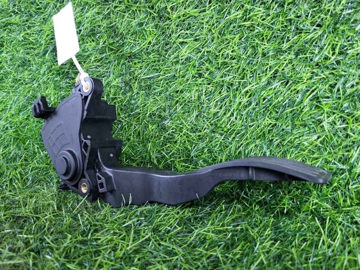 Педаль газа — фото 11