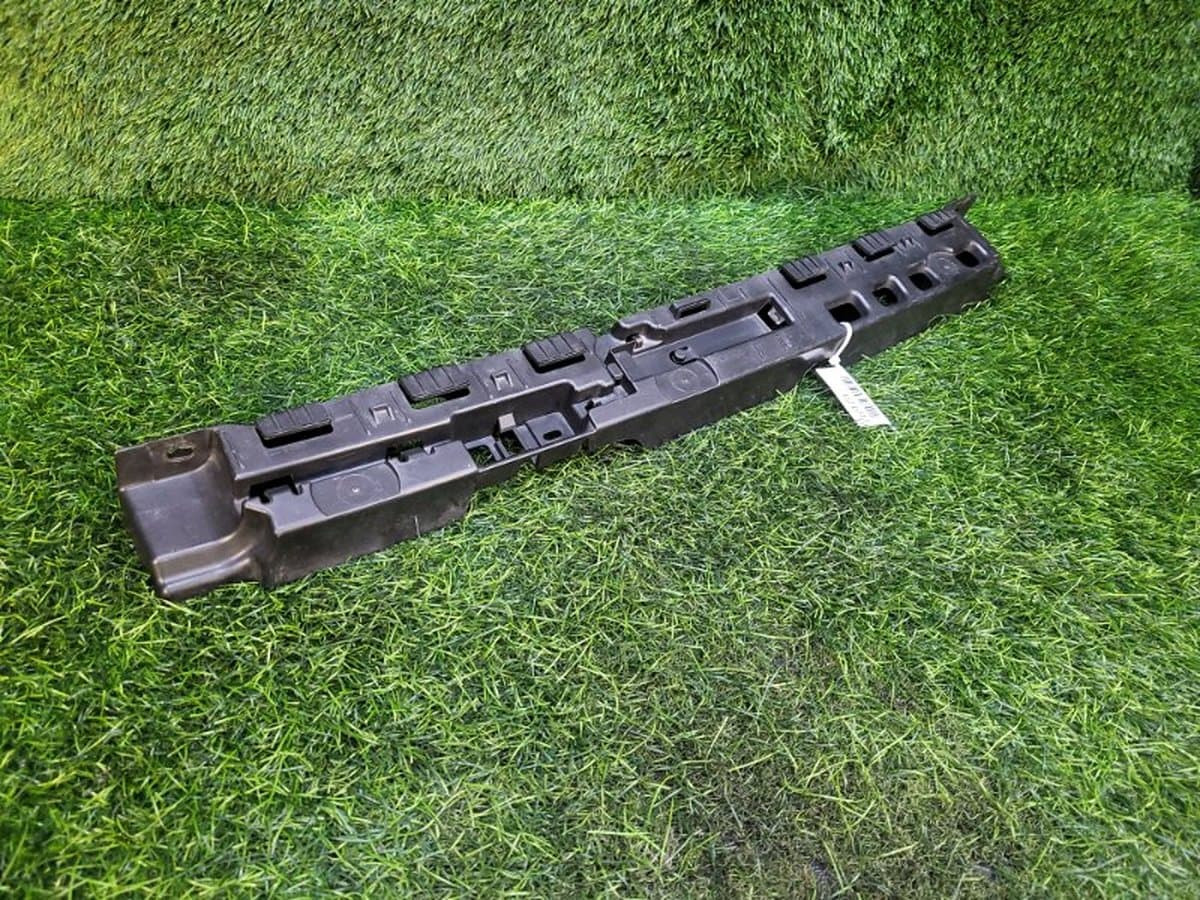Кронштейн крепления бампера — фото 12