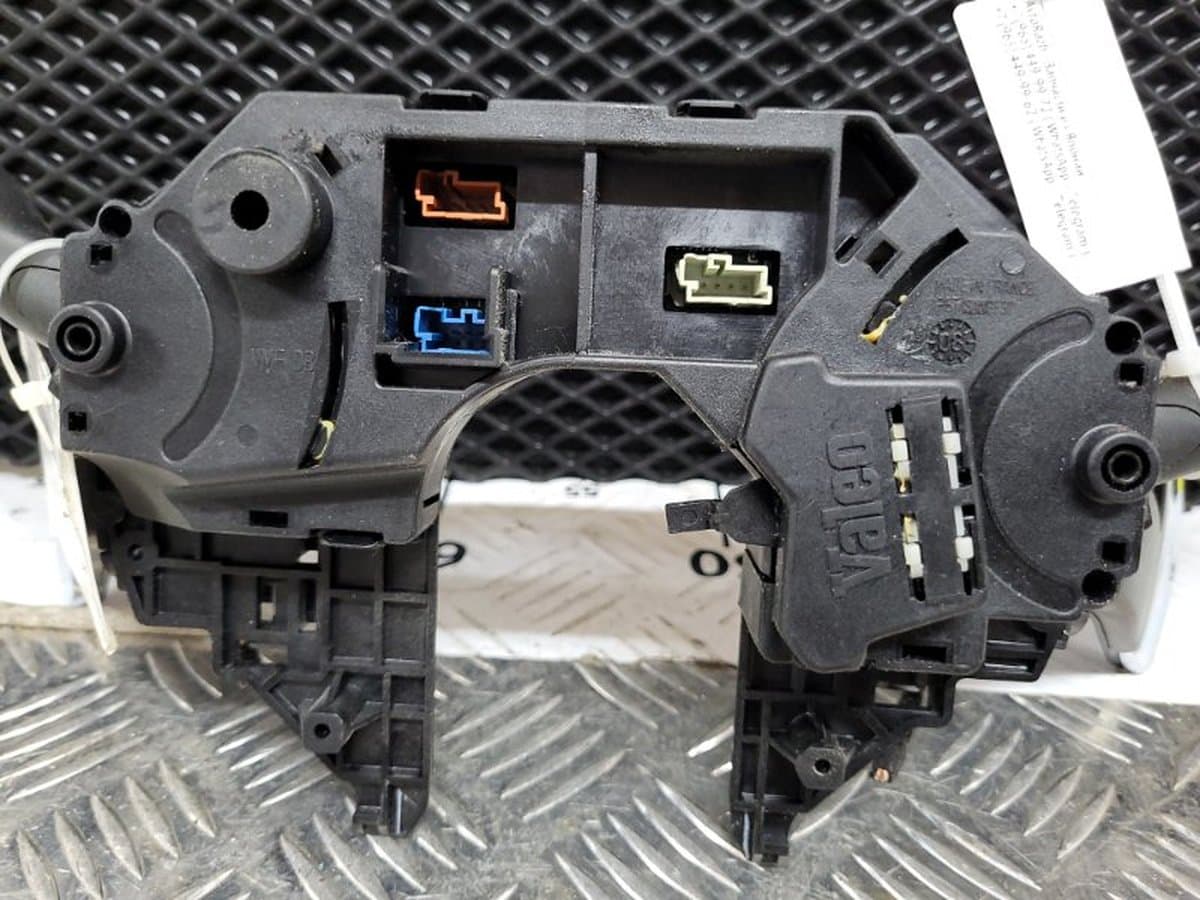 Блок подрулевых переключателей — фото 6