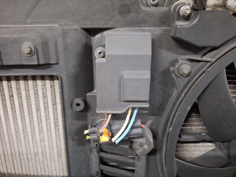 Радиатор охлаждения двигателя — фото 2