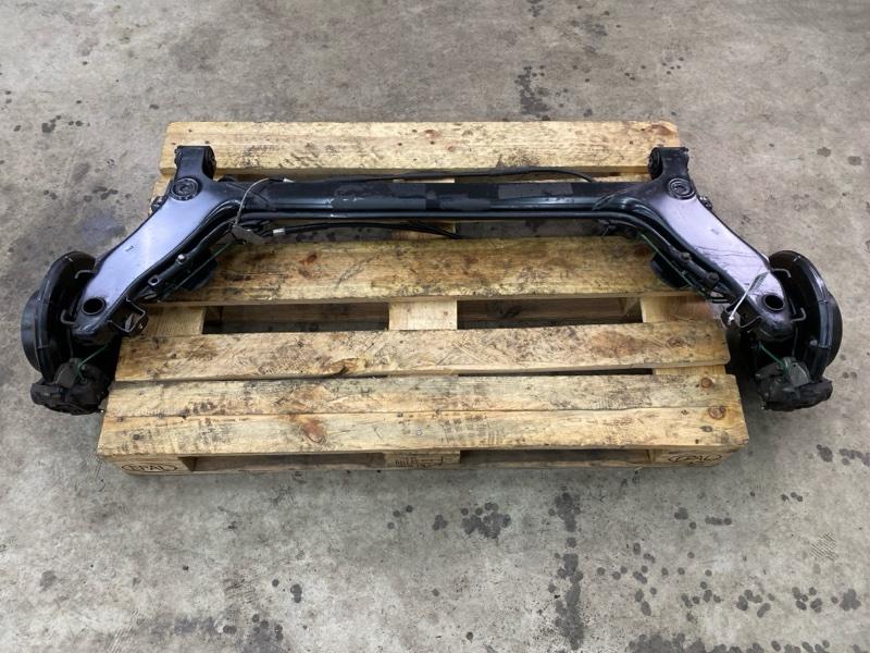 Балка задняя