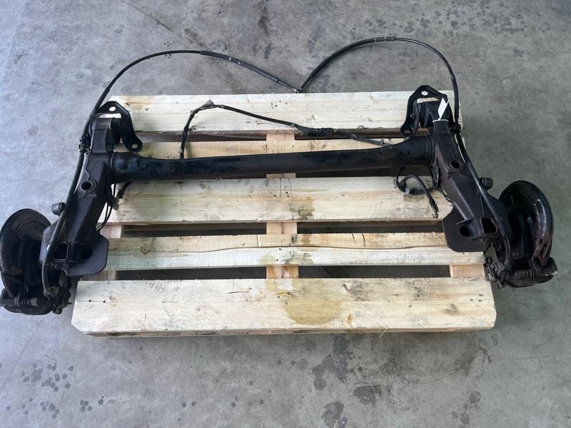 Балка задняя