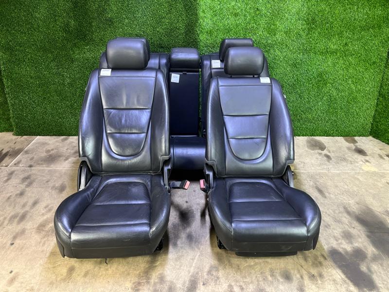 Сиденья комплект