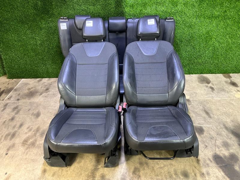 Сиденья комплект