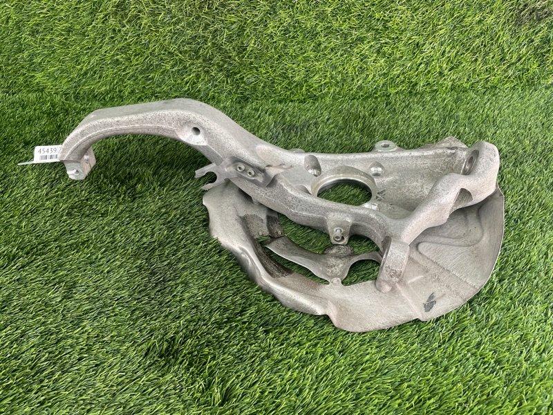 Кулак поворотный