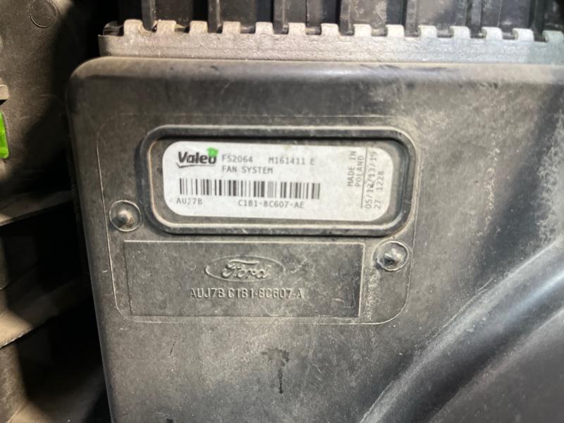 Передняя панель/ телевизор — фото 12