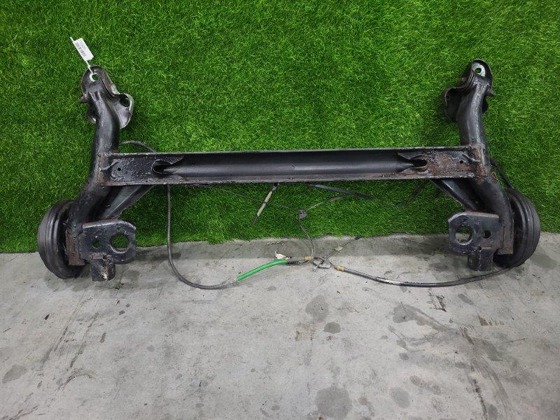 Задняя балка в сборе