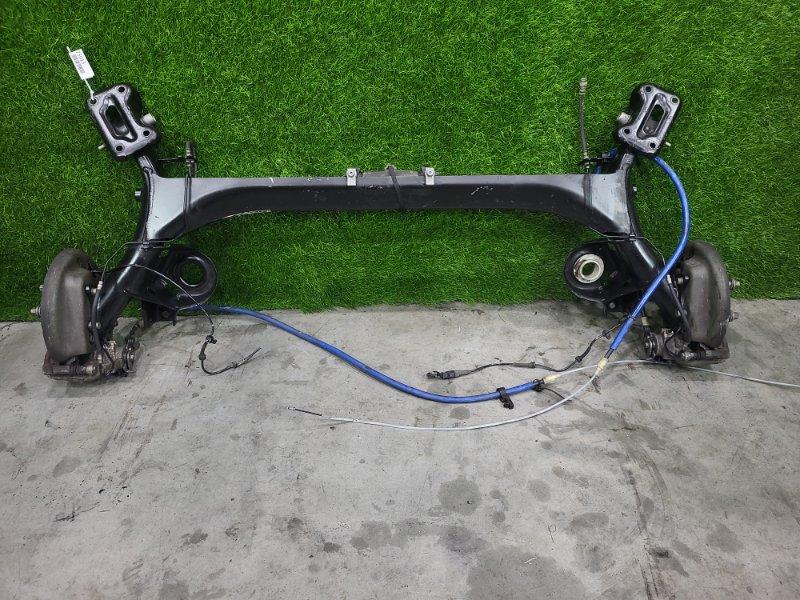 Задняя балка в сборе