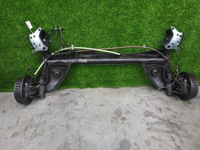 Задняя балка в сборе