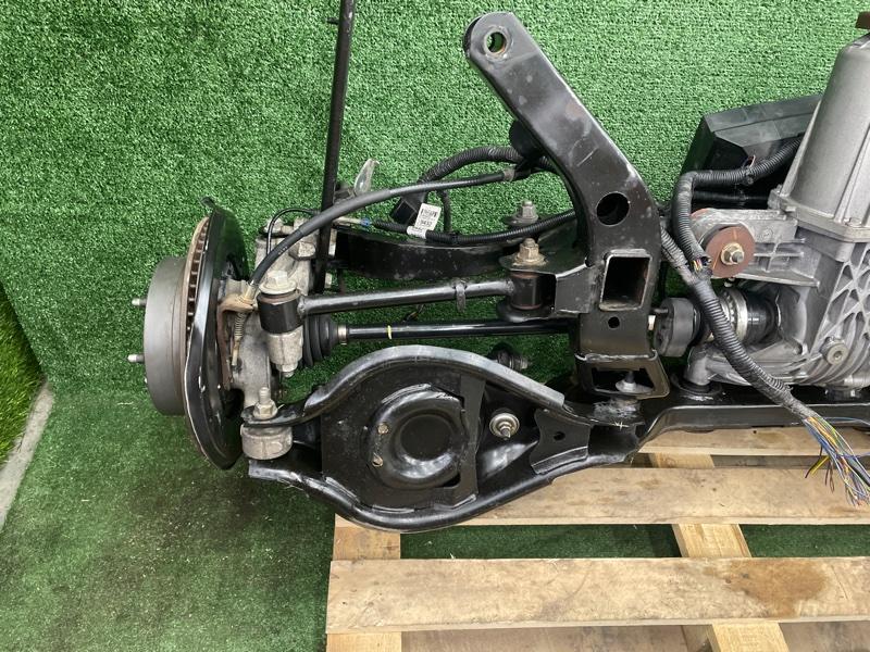 Задняя балка в сборе — фото 17