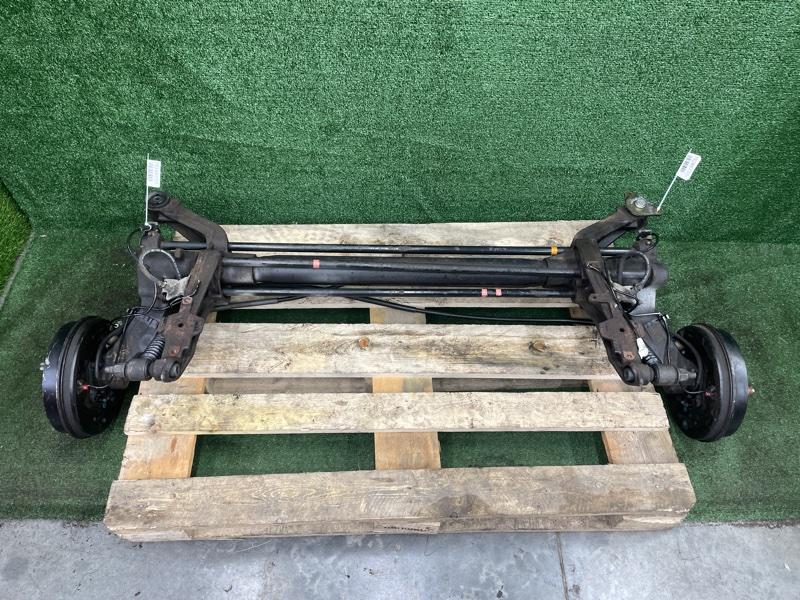 Задняя балка в сборе