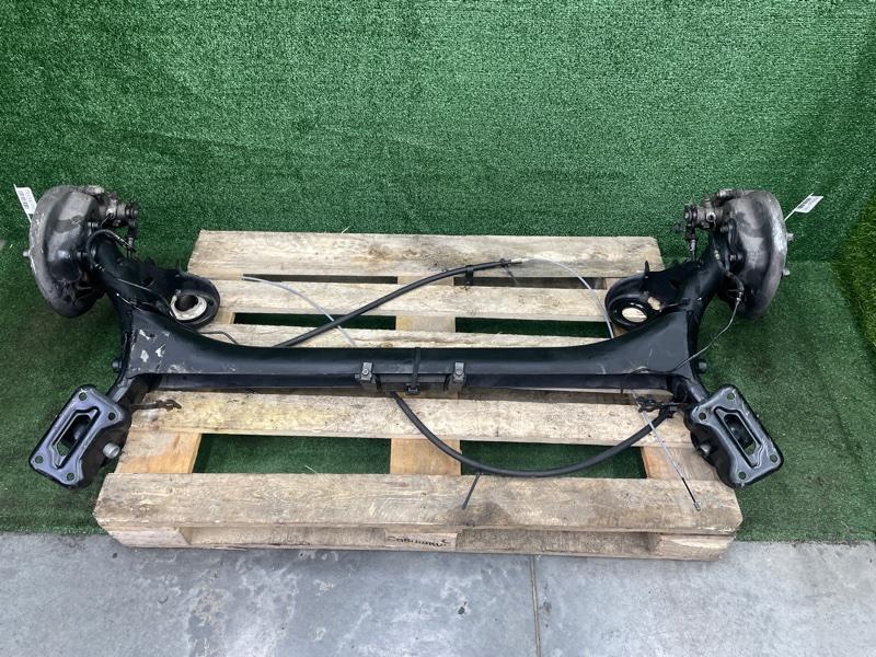 Задняя балка в сборе