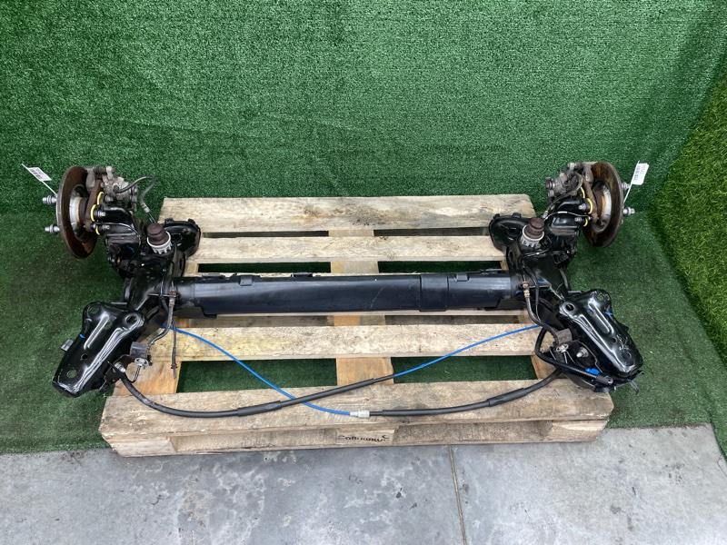 Задняя балка в сборе